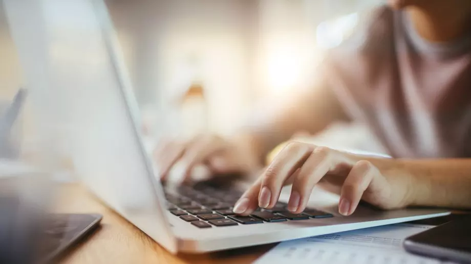 Очаква се бум на онлайн прегледи при лекар през лятото