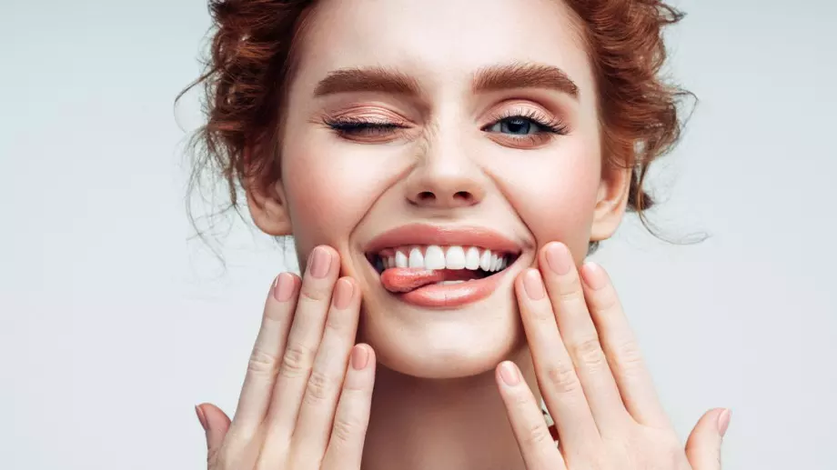 Женски виц за 3 юли 2023: Майка пита дъщерите си за интимния им живот