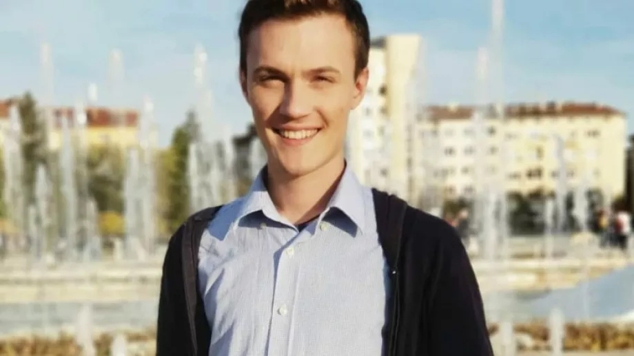 Младият психолог Кристиян Денчев: Социалните мрежи стимулират нарцистични съзнания