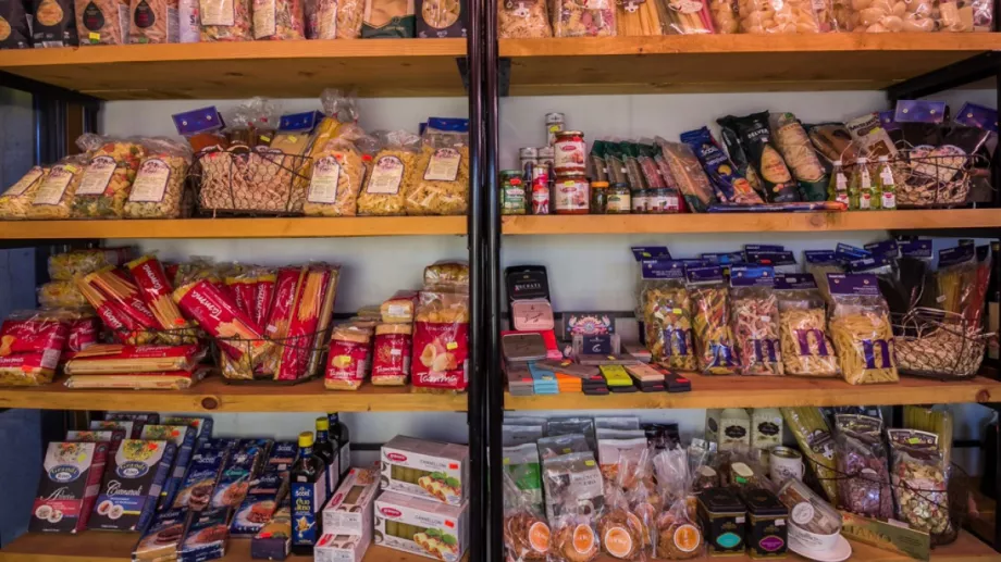 Повече от магазин, повече от кухня