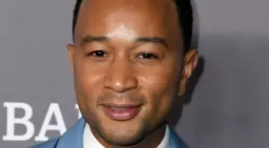 Фенове от цял свят участват в новото видео на Джон Леджънд 