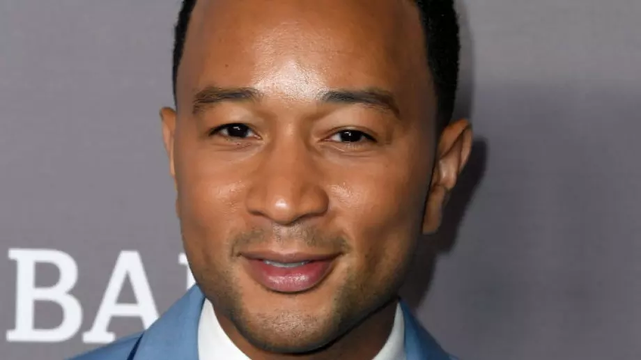 Фенове от цял свят участват в новото видео на Джон Леджънд 