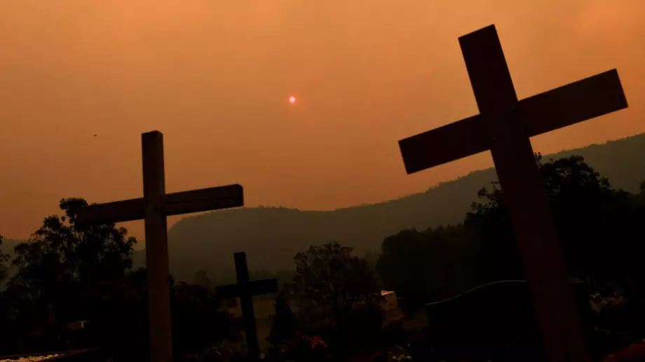 Виц на деня: Зет решава къде да погребе тъщата си