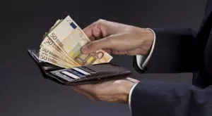 700 лв. средна пенсия и 2500 лв. средна заплата обещава ВМРО