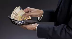 Със заплати между 10 300 и 72 200 евро привлича ЕС висококвалифицирани работници