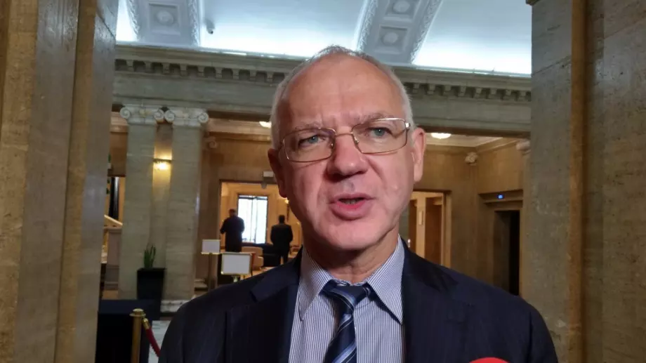 Мярката 60 на 40 заобикаля най-нуждаещите се, алармират отново от бизнеса