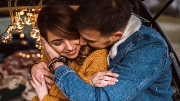 Една зодия ще се ВЛЮБИ в хороскопа за 22 декември 