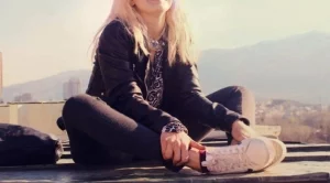 Айя: Хей, аз съм различна и това е уникално