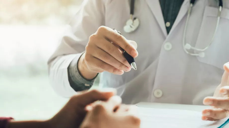 Увеличават ли се болничните през 2023 г.?