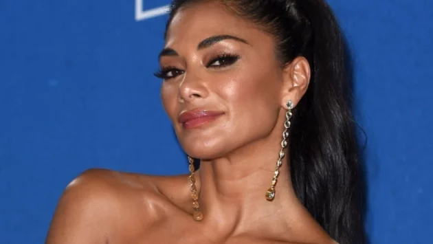 Шерцингер замени Гришо със секси ръгбист (снимки)