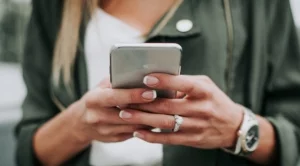 Най-неуместните съобщения след първа среща