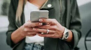 Мобилните оператори започнаха да вдигат цените 