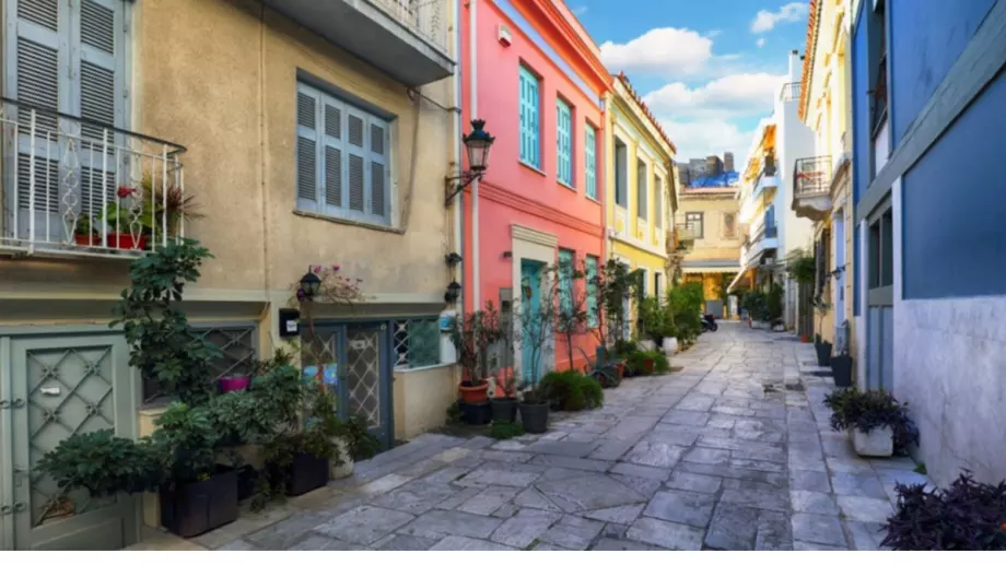 Гърция дава 1,5 млрд. евро субсидии за жилища на млади семейства