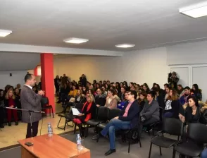 Калин Каменов към студенти: Не се страхувайте да грешите, а извличайте поука от неуспехите