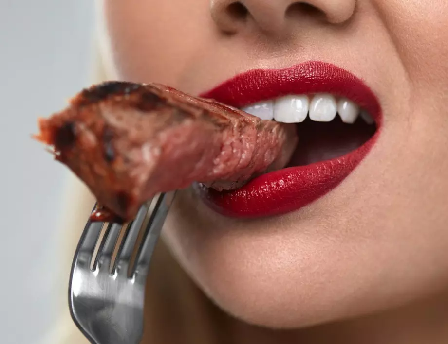 Хората, които ядат месо са по-уравновесени психически от вегетарианците 