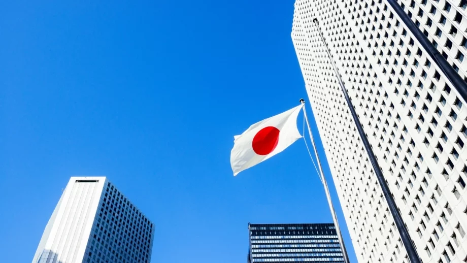 Япония дава 120 млрд. долара, за да съживи икономиката си