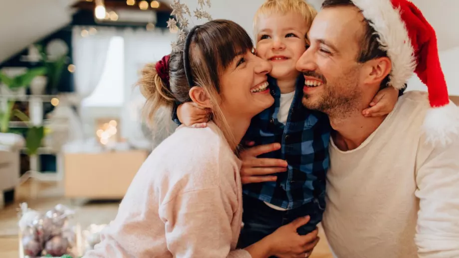 Коледните празници - социални мрежи vs реалност