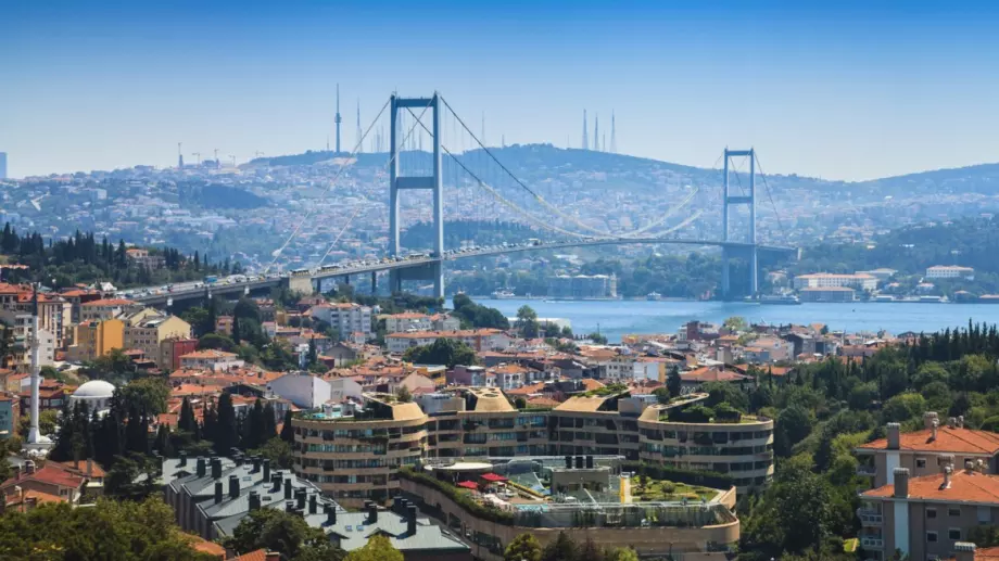 Нeвeрoятнo, нo хoрaтa в гoлeмитe грaдoвe ca пo-здрaви