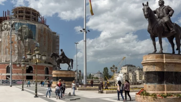 Македония отваря границите си в петък 