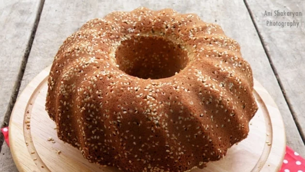 Кекс с тахан