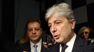 Екоминистърът Нено Димов подаде оставка