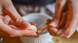 10 нетипични приложения на чесъна