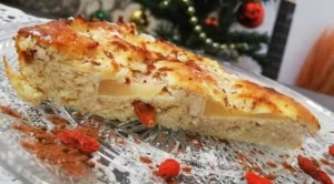 Ябълков сладкиш с извара и годжи бери