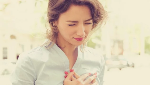 Защо гърдите ни болят преди менструация