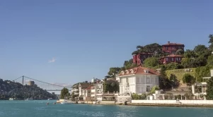 Продават се 71 луксозни имения на Босфора (СНИМКИ)