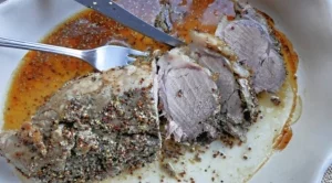 Бавно печена свинска рибица 