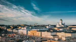 Една страна се готви да конфискува имоти на руснаци