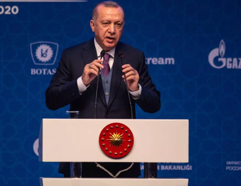 Ердоган: Защитихме от обезценяване депозитите в лири  