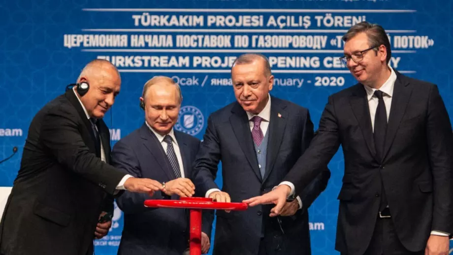 "Турски поток": Изгоден за Путин, вреден за България