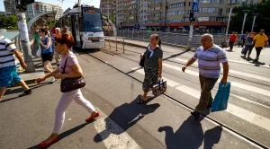 Милиони румънци може да останат без пенсии