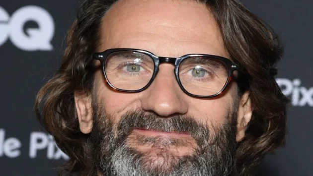 Бегбеде: Ако мъжете целуват възпитано, жените се отегчават