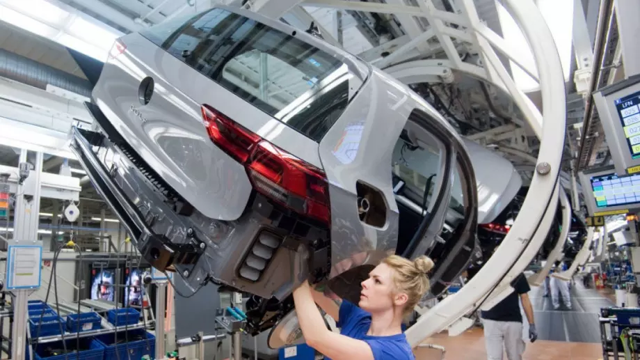 Volkswagen минава на въглища заради риск от недостиг на газ