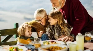7 знака, че децата ви имат токсични баба и дядо