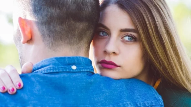 Приемете го, любовта НЕ е това