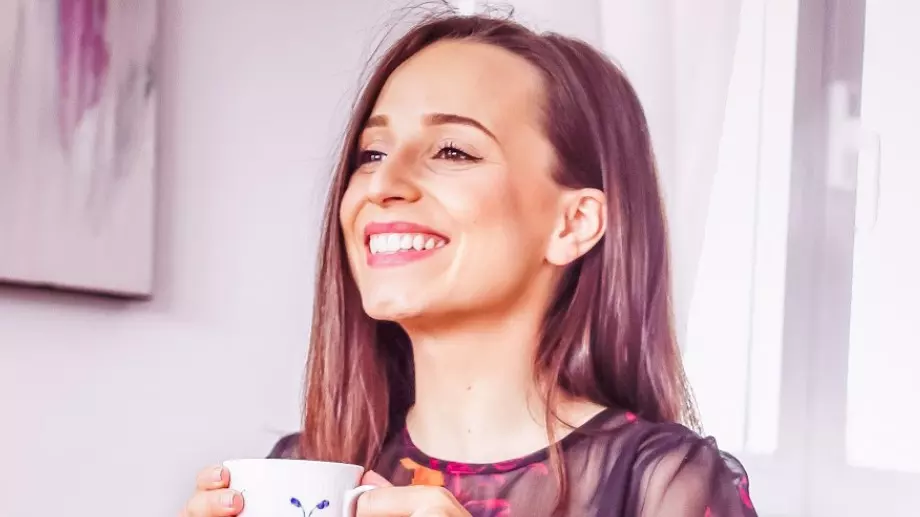 Бившият на Антоанет Пепе ѝ натри носа (СНИМКИ)