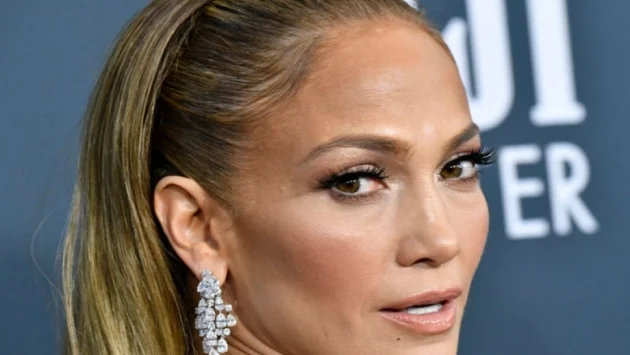 Джей Ло като Мадона и София Лорен за Guess (снимки)