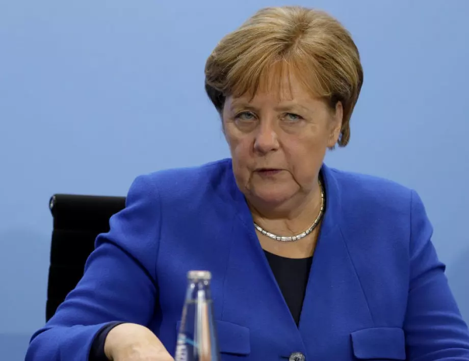 Според Меркел дейността на СЗО трябва да се подобри