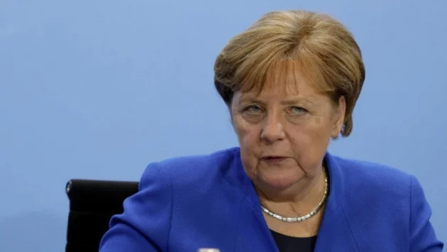 Меркел и Вишеградската четворка са за отваряне на границите 