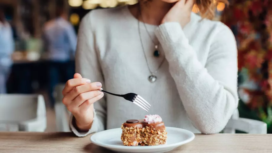 6 сигурни знака, че сте развили захарна зависимост