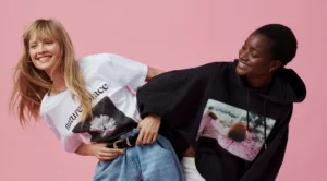 Фотографии на Хелена Кристенсен украсиха дрехи