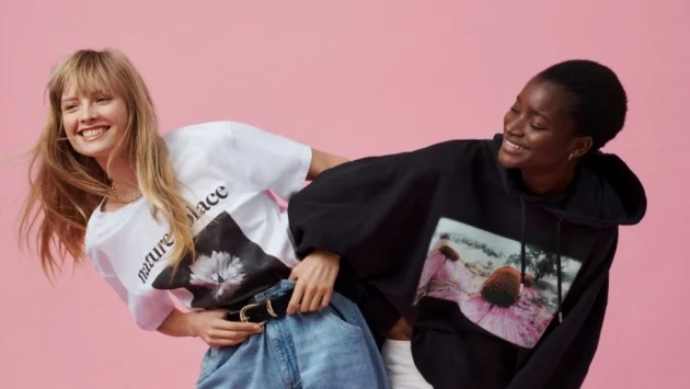 Фотографии на Хелена Кристенсен украсиха дрехи