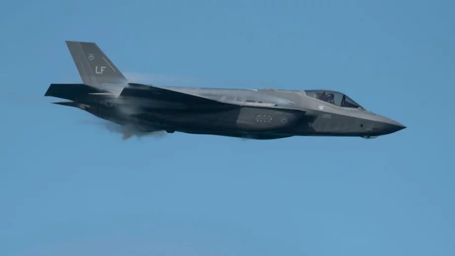 Полша първа в Източна Европа ще има изтребители F-35
