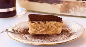 Вкусна бисквитена торта