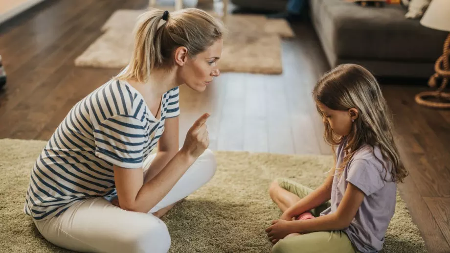 Знаци, по които ще разпознаете емоционални незрелите родители