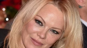 Памела Андерсън се разведе след... 12 дни брак