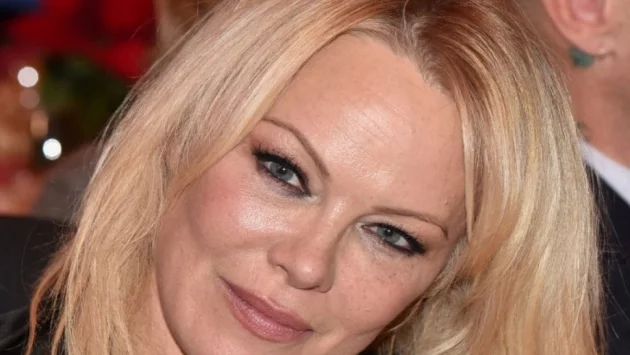 Памела Андерсън се разведе след... 12 дни брак